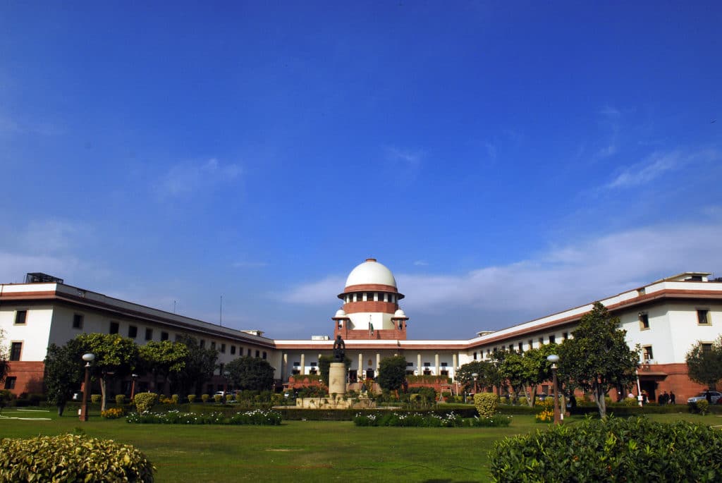 short essay on supreme court of india short essay on supreme court of india