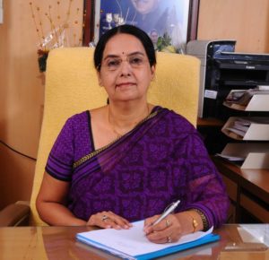 Dr Minu Madlani, Principal, KPB Hinduja College