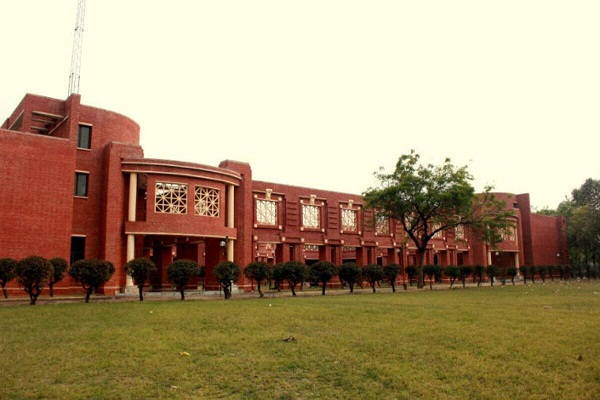 product management at IIM Lucknow